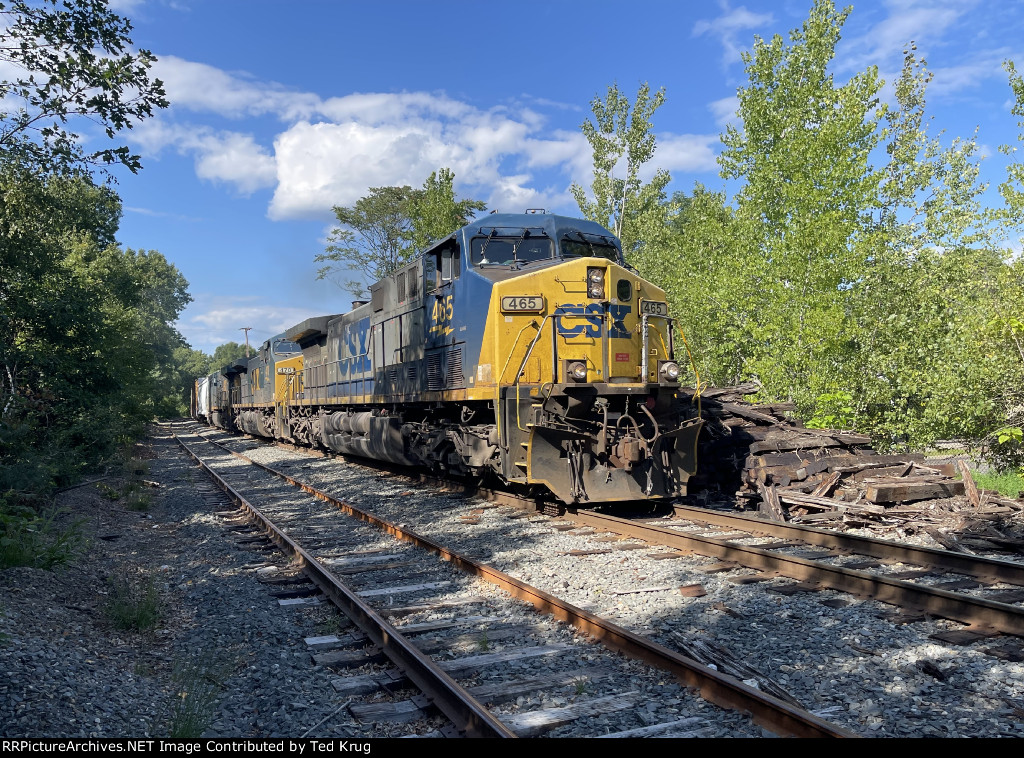 CSX 465, 470 & 5461